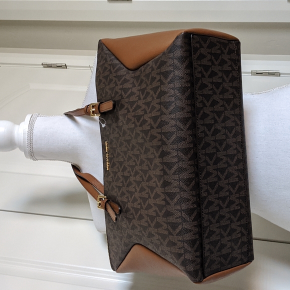 Michael Kors Coraline Tote Bag Signature Luggage Logo and Brown Leather - Picture 12 of 13